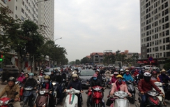 Hà Nội ùn tắc giao thông do điều chỉnh quy hoạch tùy tiện